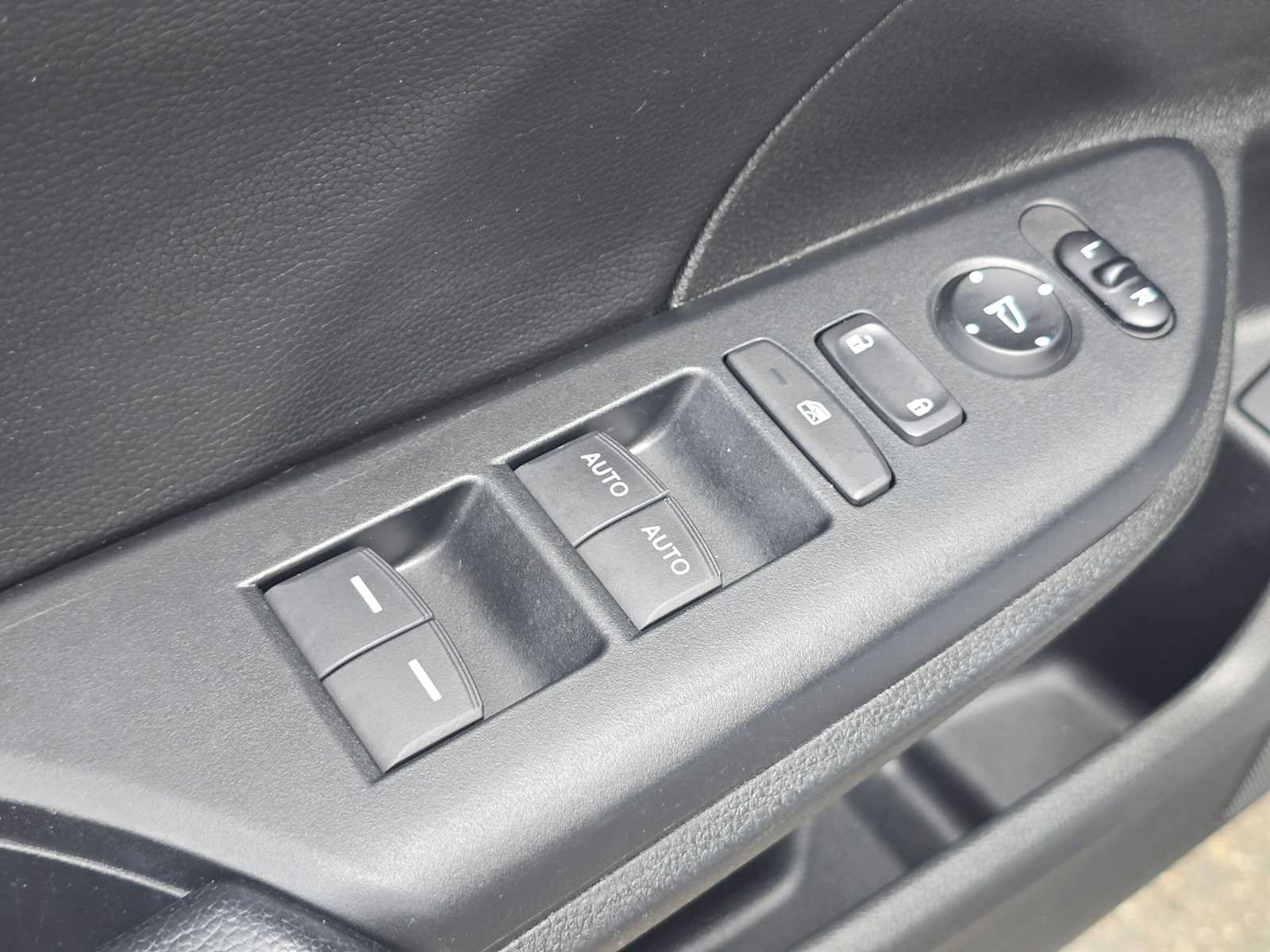 Used 2016 Honda Civic EX-L image 23