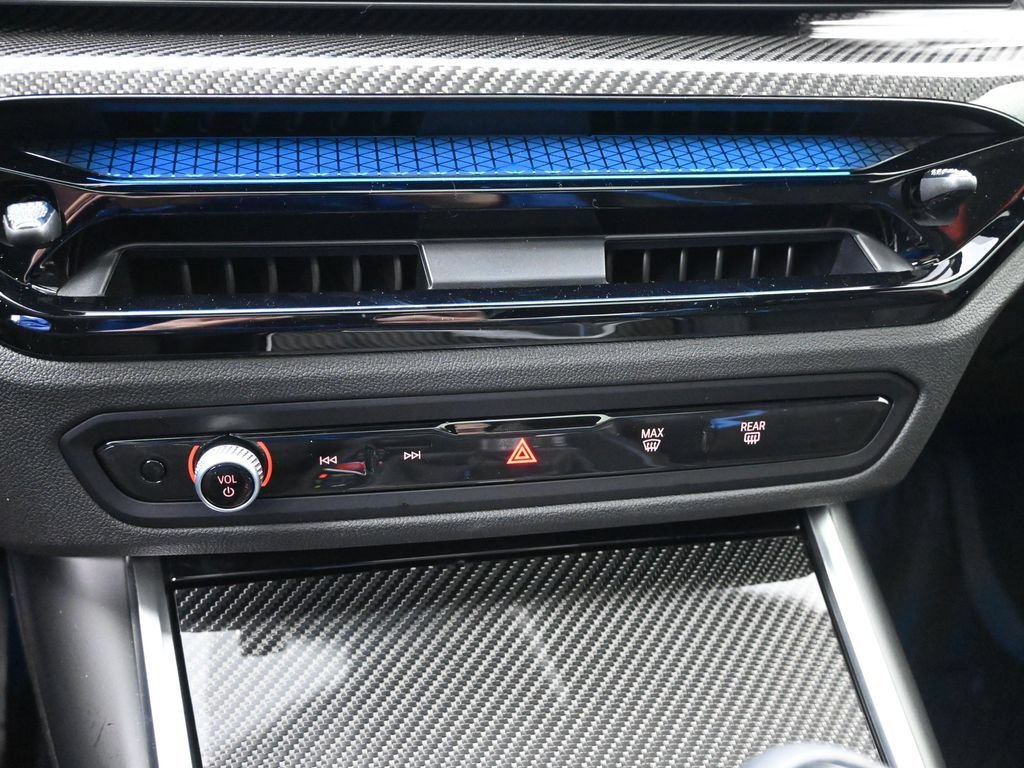 Used 2026 BMW M2 w/ Lighting Package RWD image 19