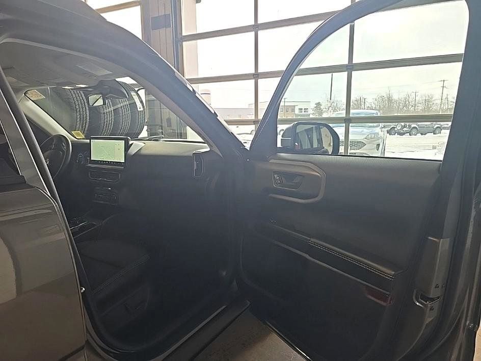 Used 2025 Ford Bronco Sport Outer Banks w/ Outer Banks Tech Package+ image 34