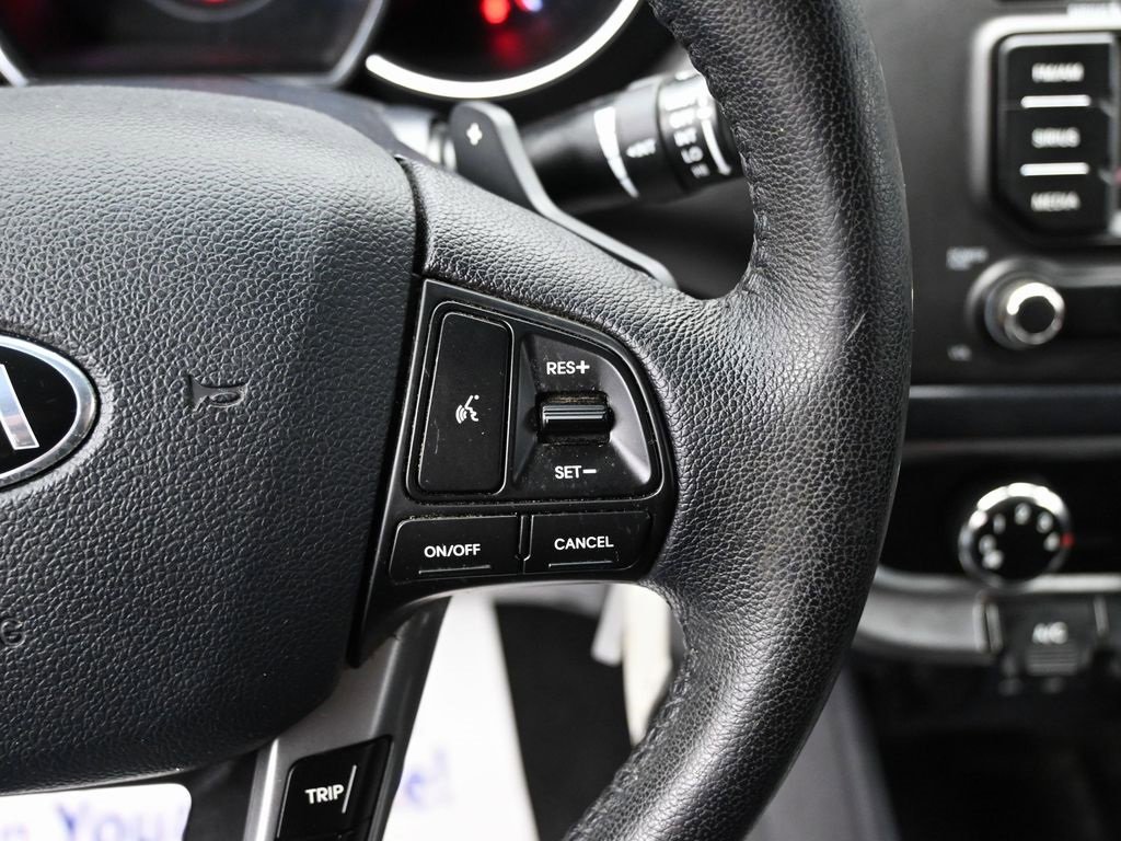 Used 2013 Kia Rio SX image 19