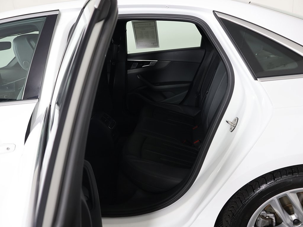 Used 2022 Audi A4 2.0T Premium Plus image 27
