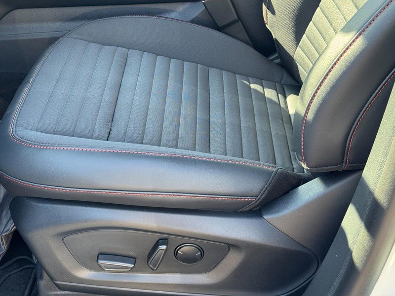 New 2026 Ford Explorer ST-Line w/ ST-Line Street Pack image 13