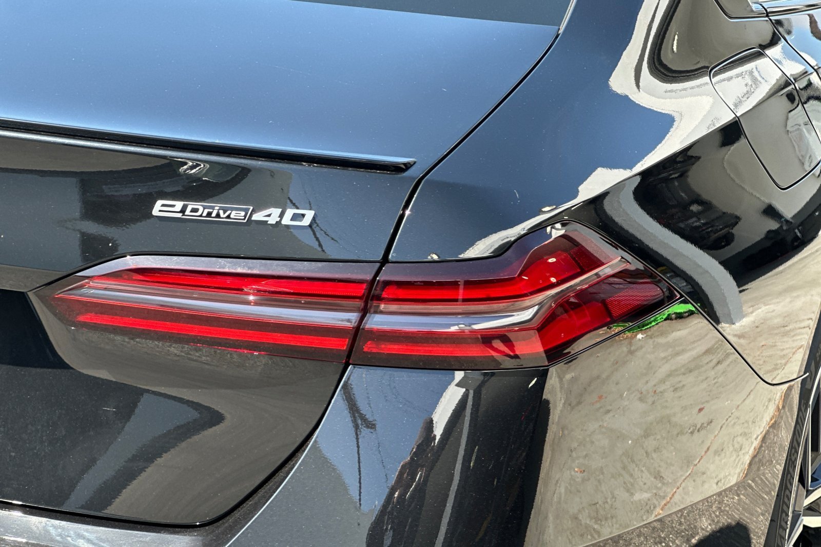 New 2026 BMW i5 eDrive40 w/ M Sport Package RWD image 26