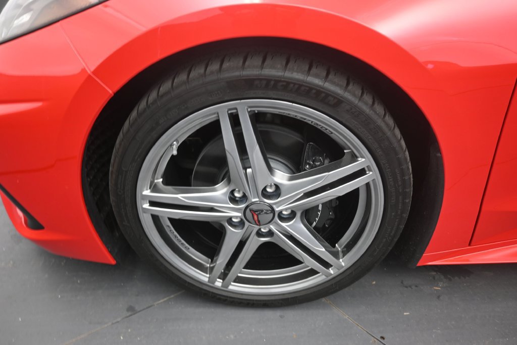 Used 2026 Chevrolet Corvette Stingray Coupe w/ 1LT RWD image 9