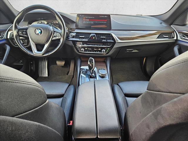 Used 2018 BMW 530i w/ Premium Package image 18