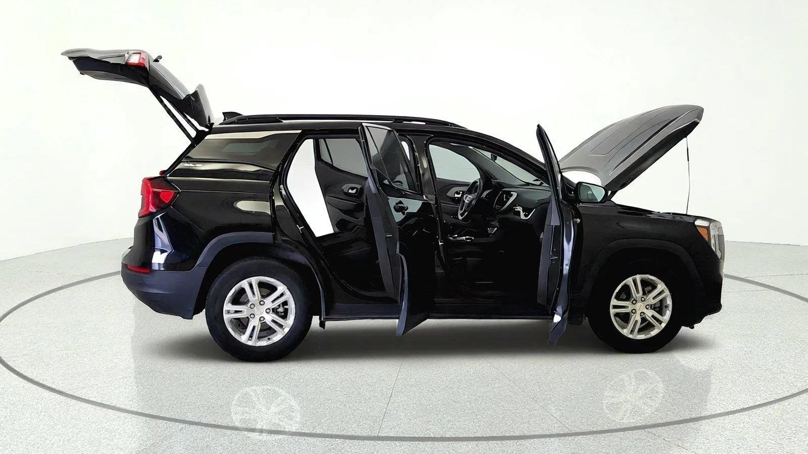 Used 2023 GMC Terrain SLE w/ Driver Convenience Package FWD image 13