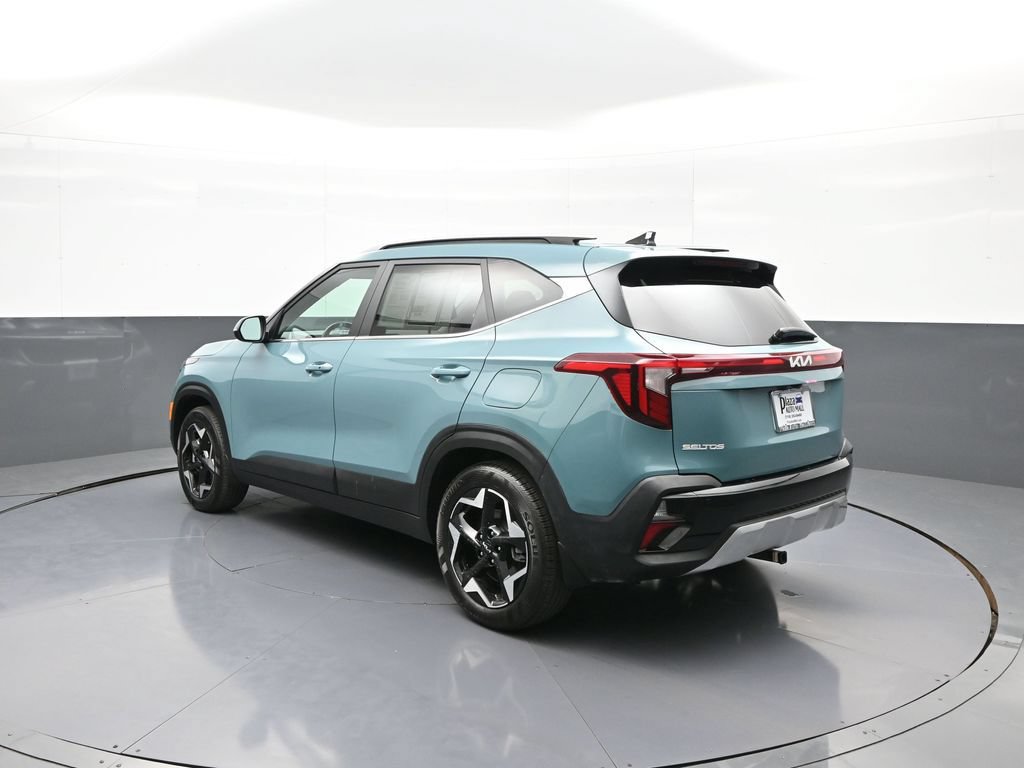 Certified 2025 Kia Seltos EX w/ EX Sunroof Package AWD/4WD image 8