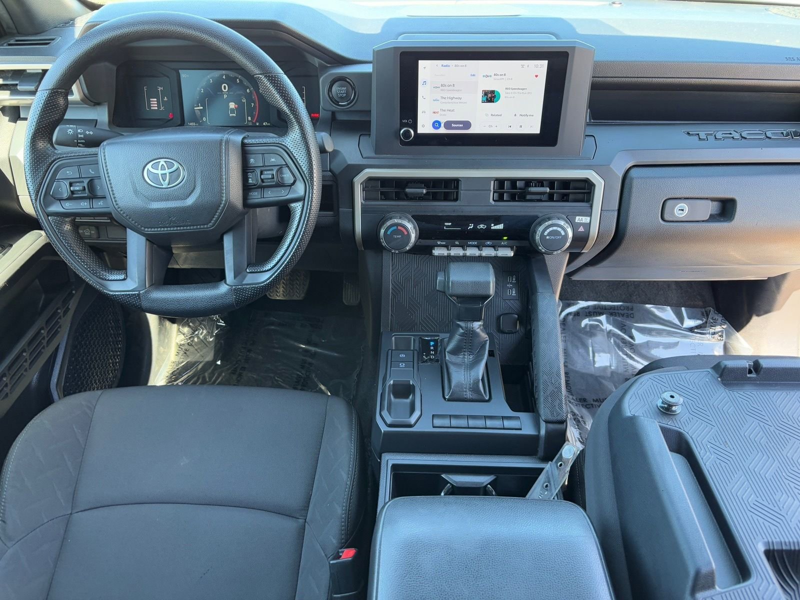 Used 2025 Toyota Tacoma SR image 11