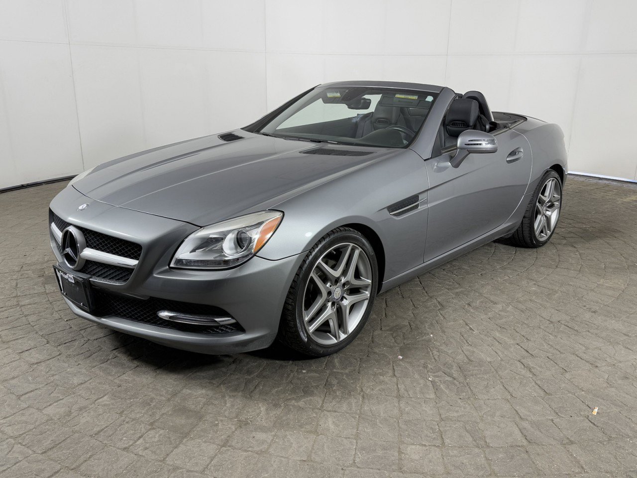 Used 2014 Mercedes-Benz SLK 250 image 5