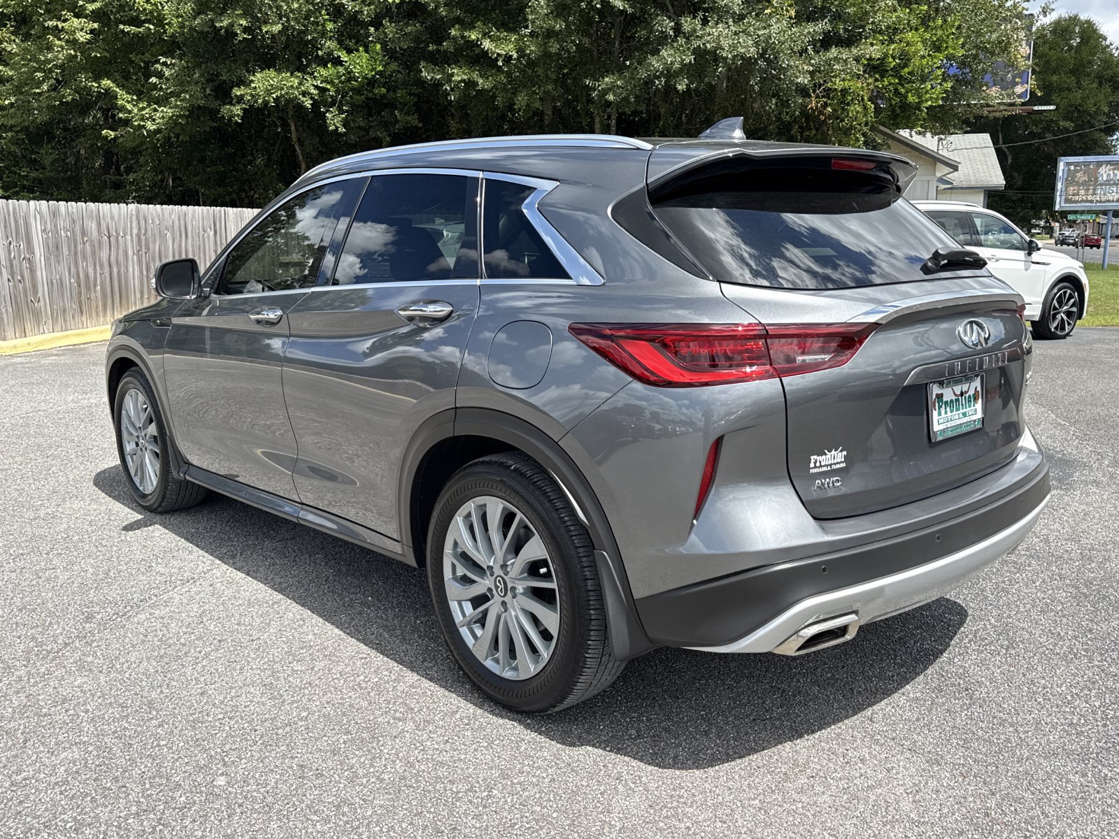 Used 2025 INFINITI QX50 Luxe AWD/4WD image 3