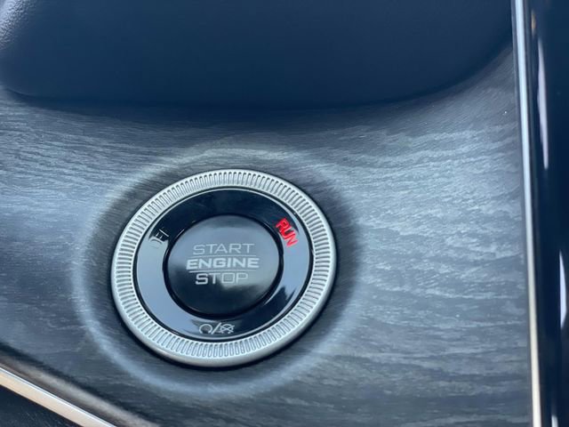 Used 2024 Jeep Grand Cherokee Limited image 17