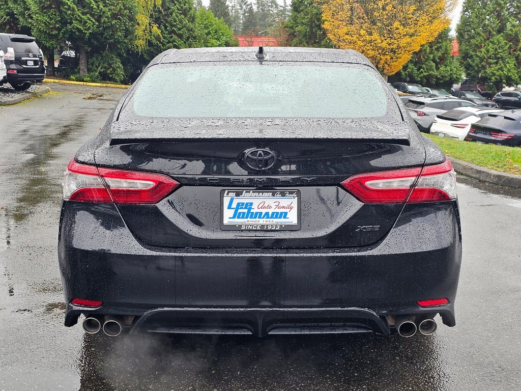 Used 2019 Toyota Camry XSE image 6