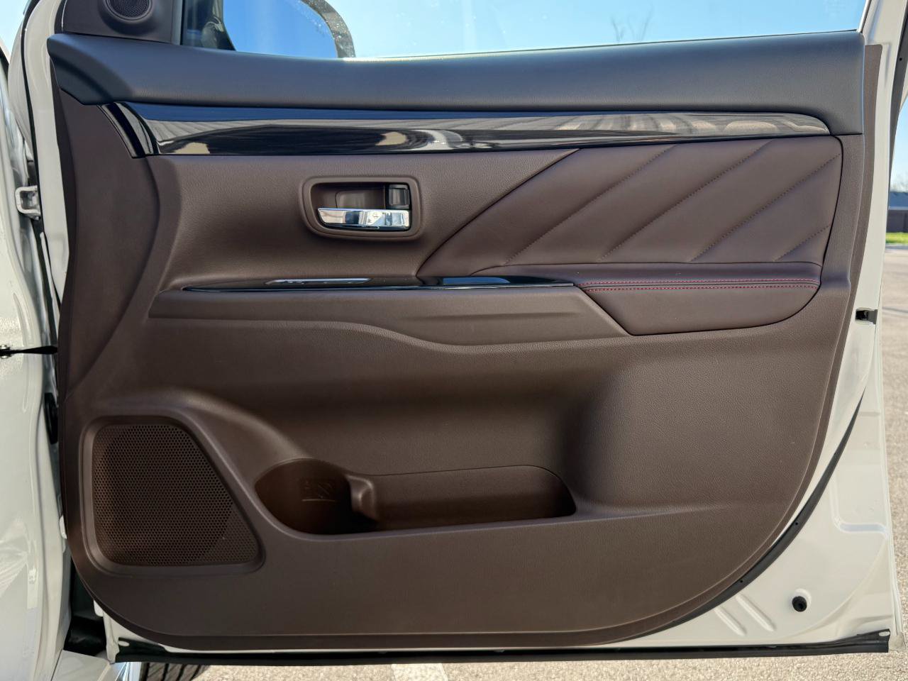 Used 2018 Mitsubishi Outlander SEL AWD/4WD image 21