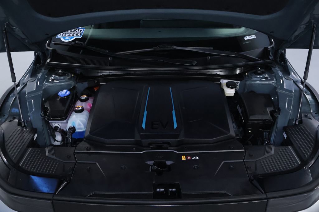 Used 2022 Hyundai Ioniq 5 SE image 32