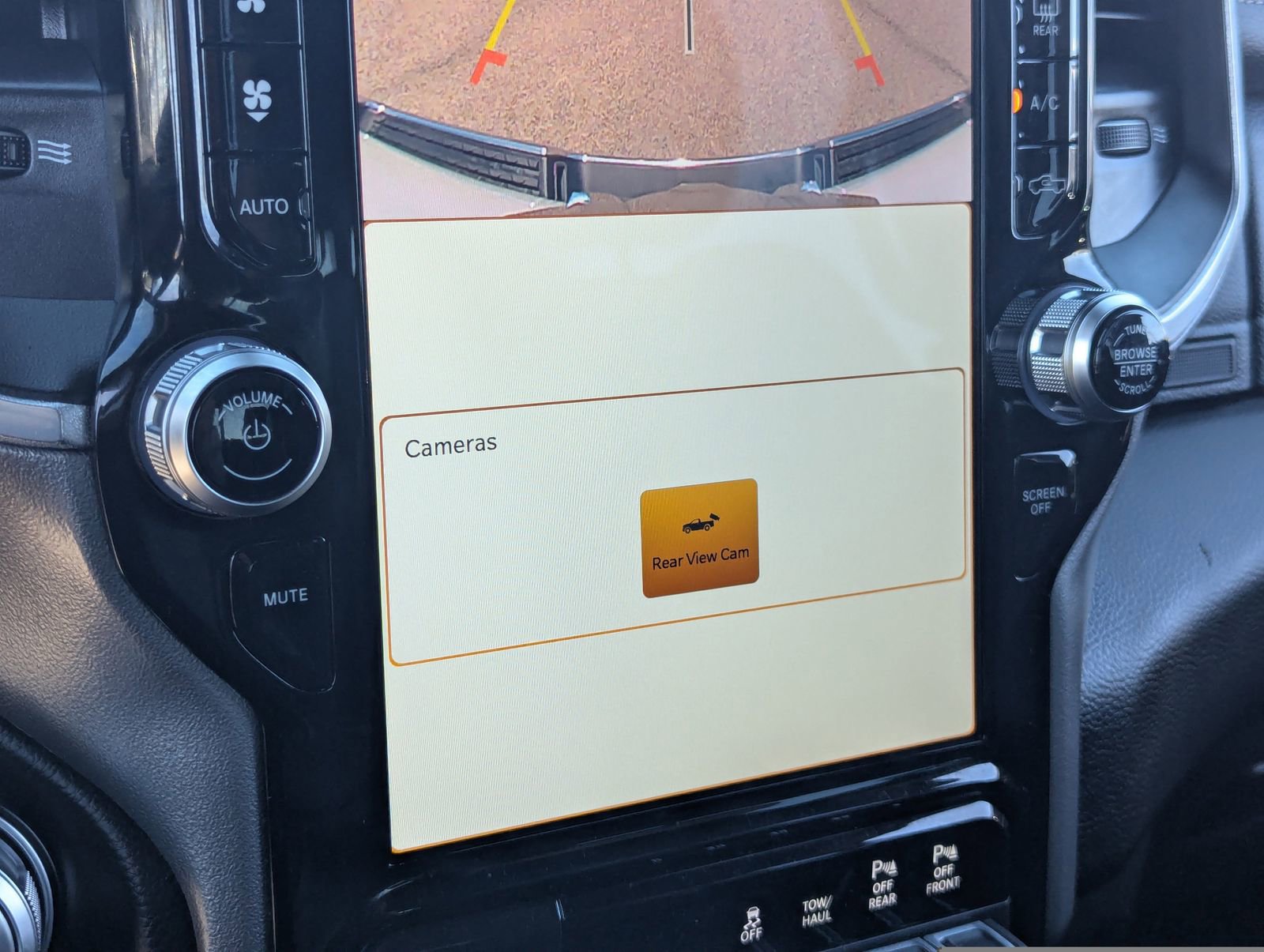 Used 2023 RAM 1500 Laramie image 24