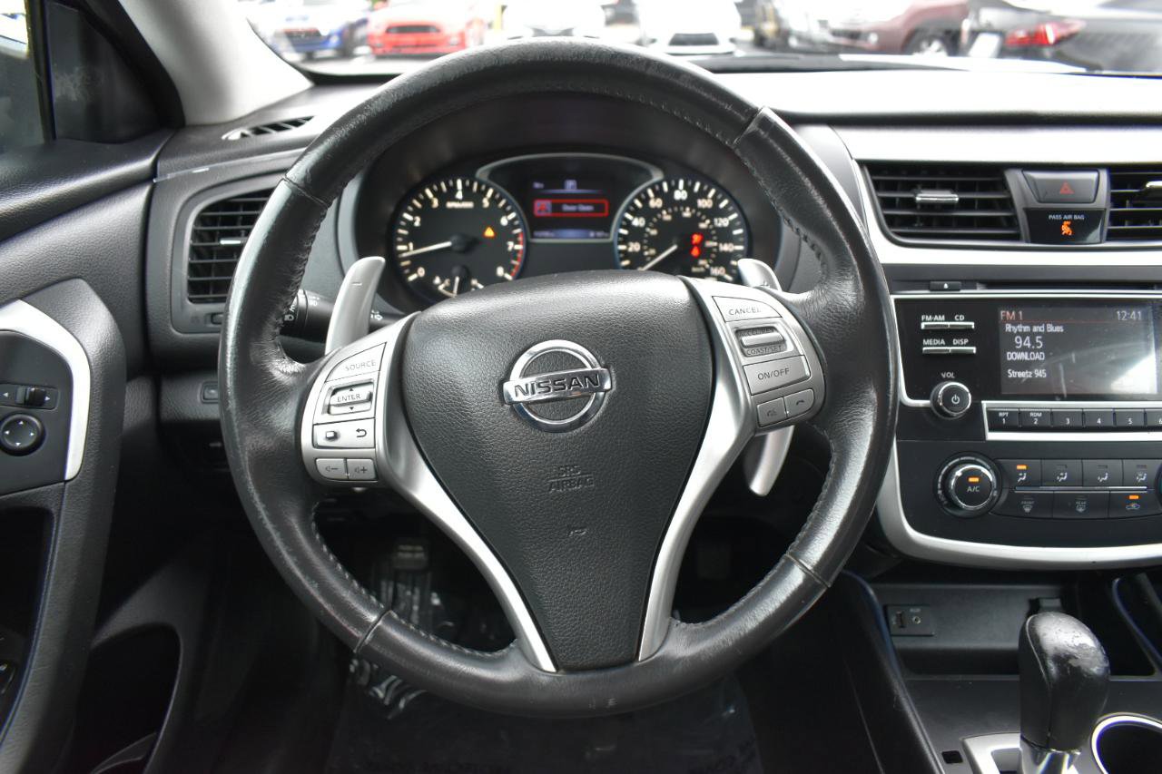 Used 2016 Nissan Altima 3.5 SR image 14