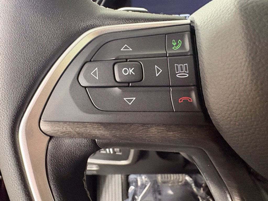 New 2026 Jeep Grand Cherokee Altitude AWD/4WD image 23
