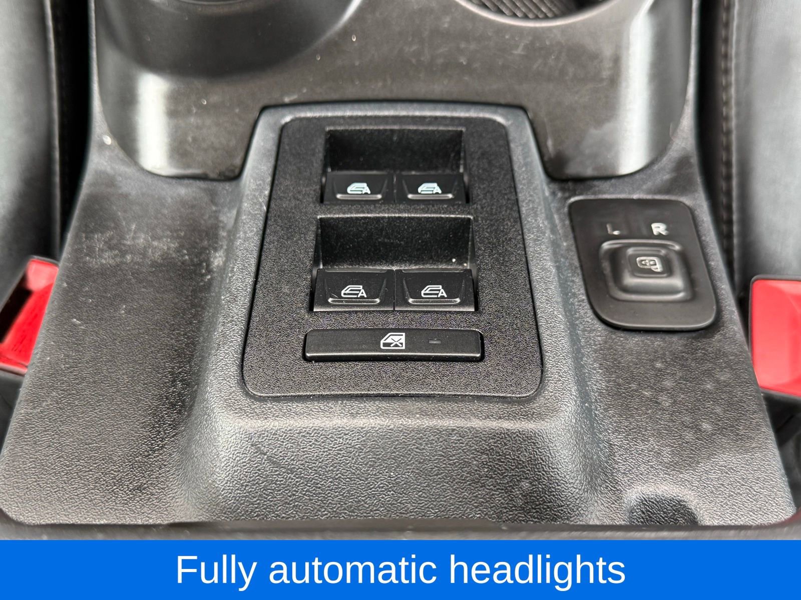 Used 2023 Ford Bronco Everglades image 35