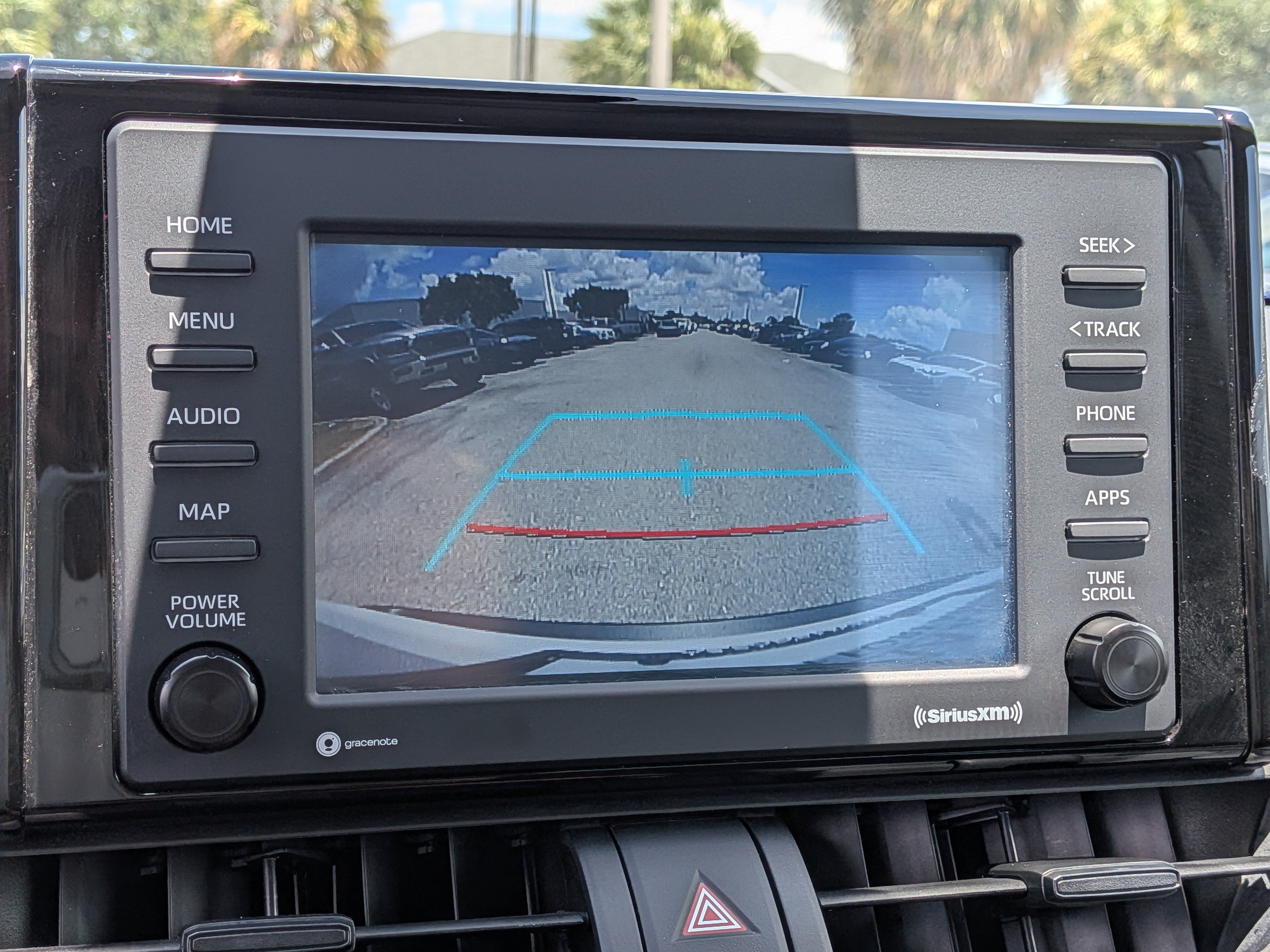 Used 2022 Toyota RAV4 LE FWD image 31