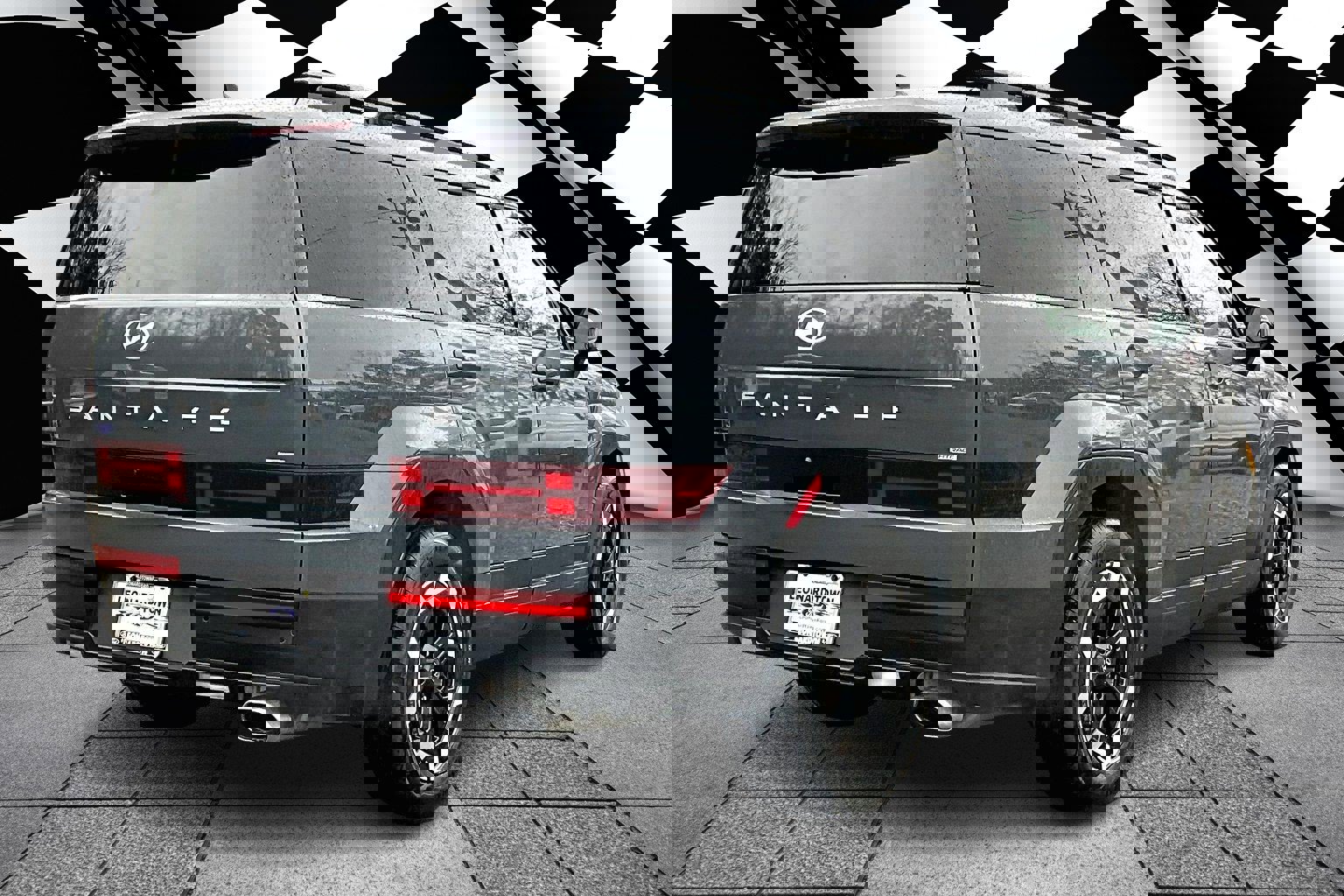 Used 2025 Hyundai Santa Fe SEL image 2