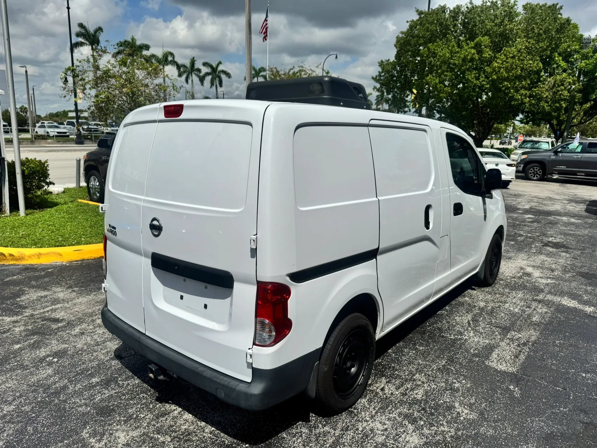 Used 2019 Nissan NV200 S w/ Cruise Control Package FWD image 5