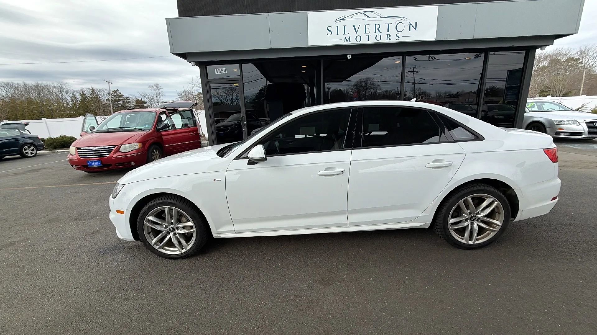 Used 2017 Audi A4 2.0T Premium w/ Convenience Package AWD/4WD image 7