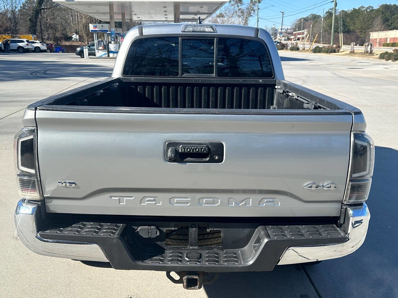 Used 2016 Toyota Tacoma SR5 w/ SR5 Appearance Package (SN) AWD/4WD image 17