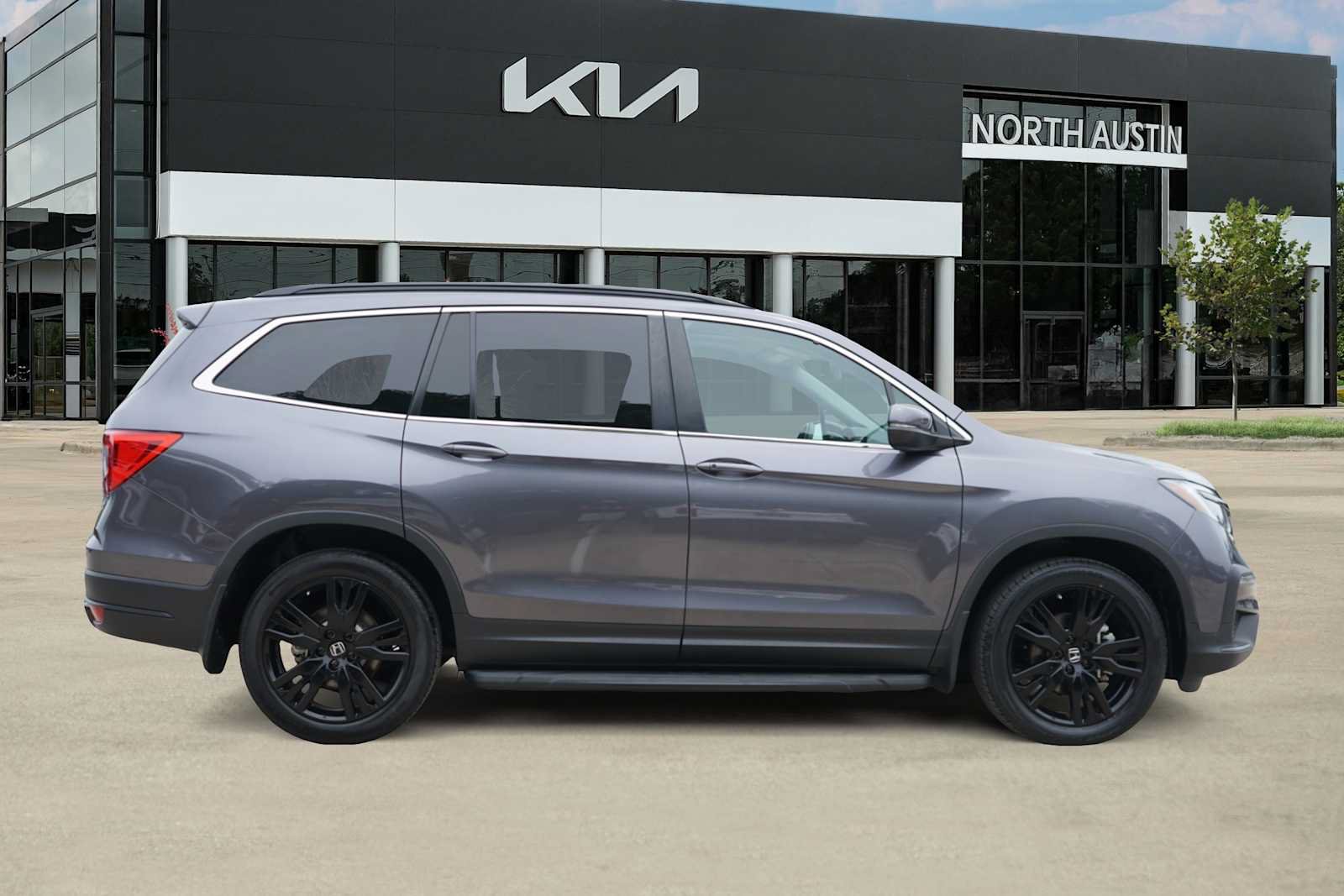 Used 2021 Honda Pilot Special Edition image 6