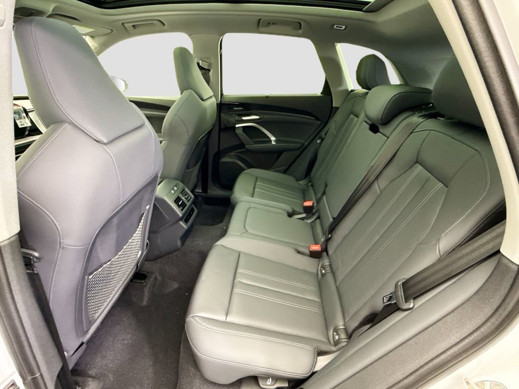 Used 2025 Audi Q5 Premium Plus w/ Premium Plus image 22