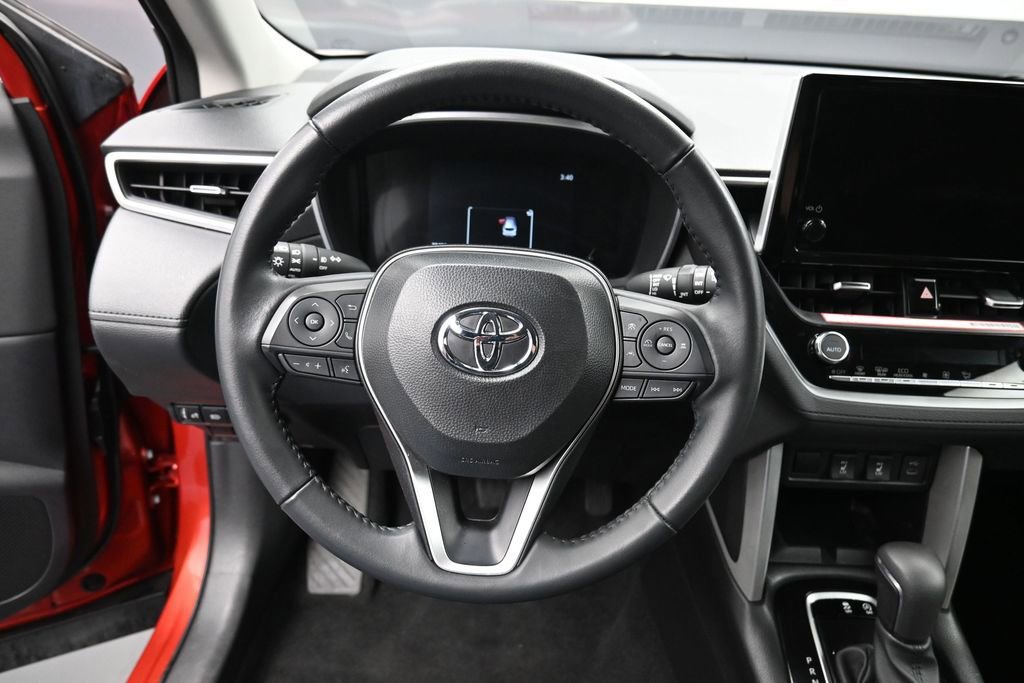 Certified 2025 Toyota Corolla Cross XLE AWD/4WD image 15