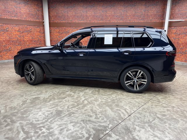 Certified 2023 BMW X7 xDrive40i w/ Dynamic Handling Package image 2