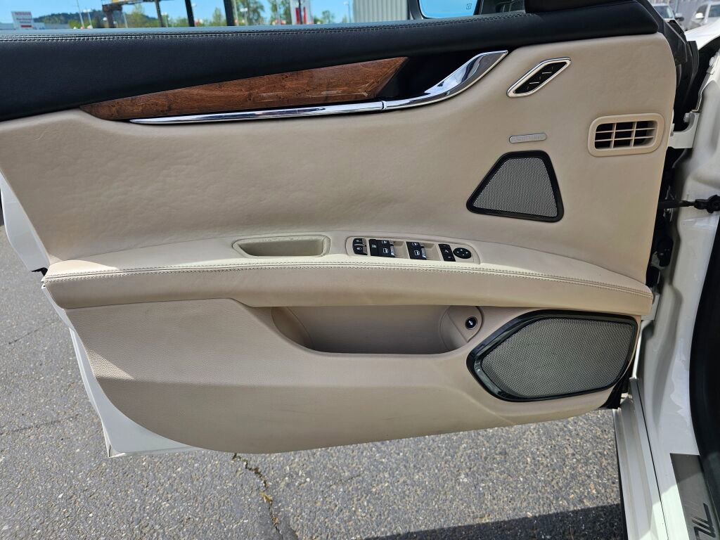 Used 2014 Maserati Quattroporte S Q4 AWD/4WD image 21