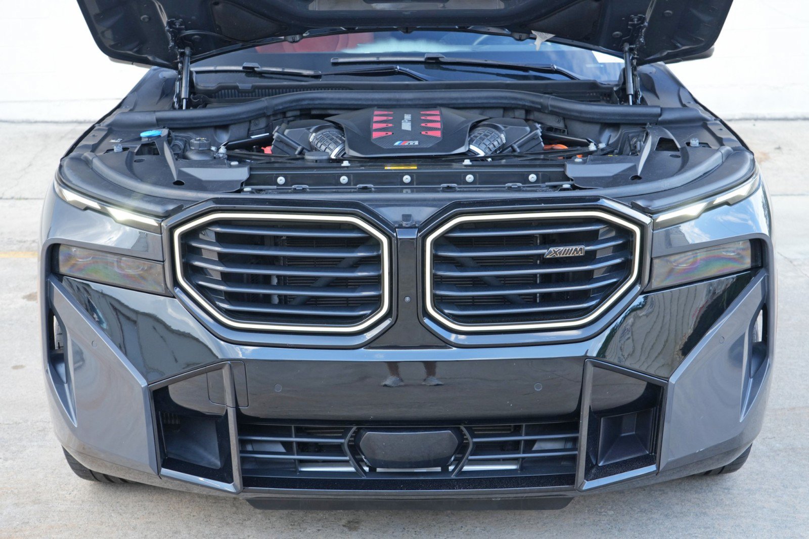 Used 2023 BMW XM AWD/4WD image 8
