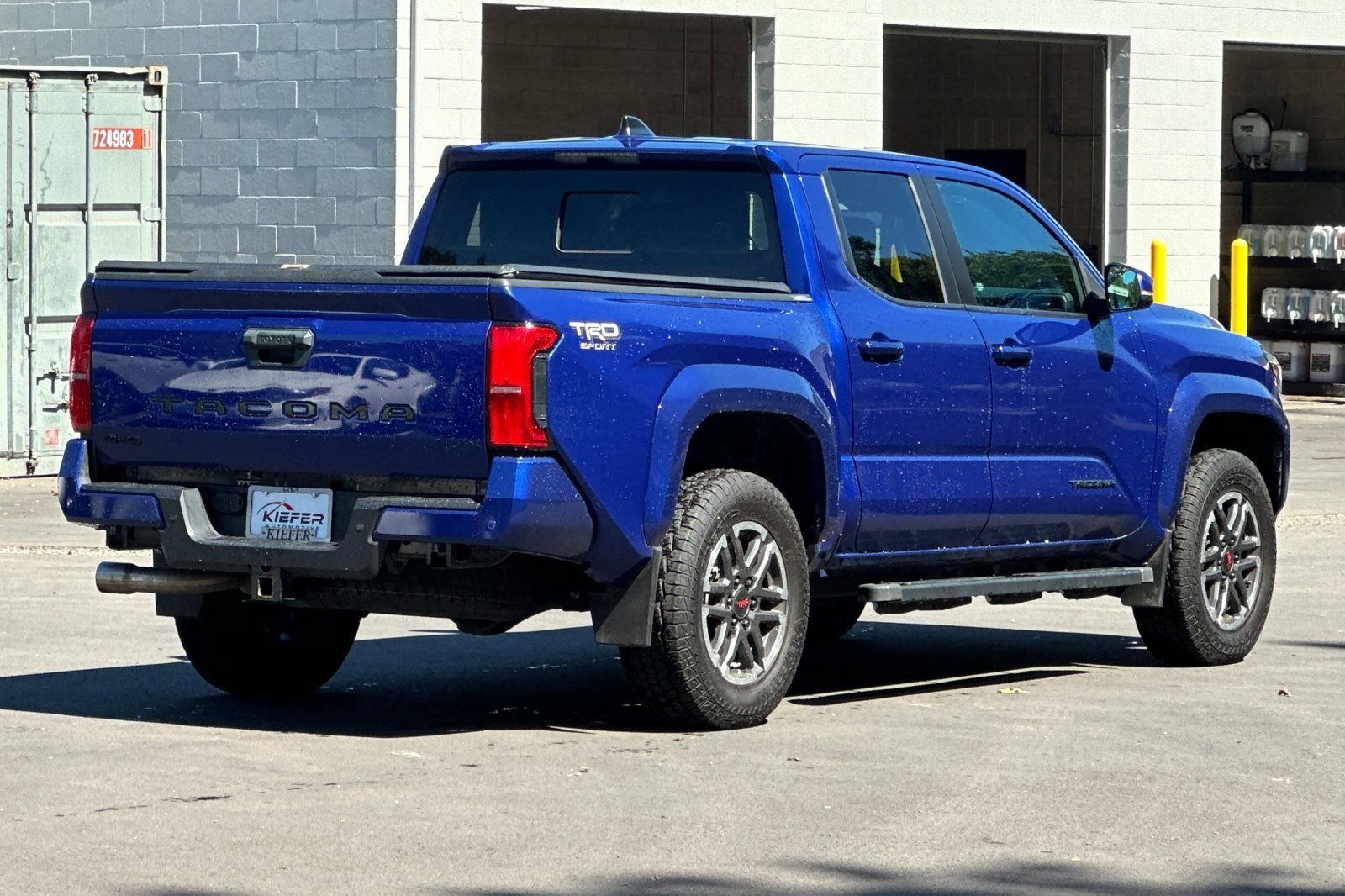 Used 2024 Toyota Tacoma TRD Sport w/ TRD Sport Upgrade Package AWD/4WD image 4