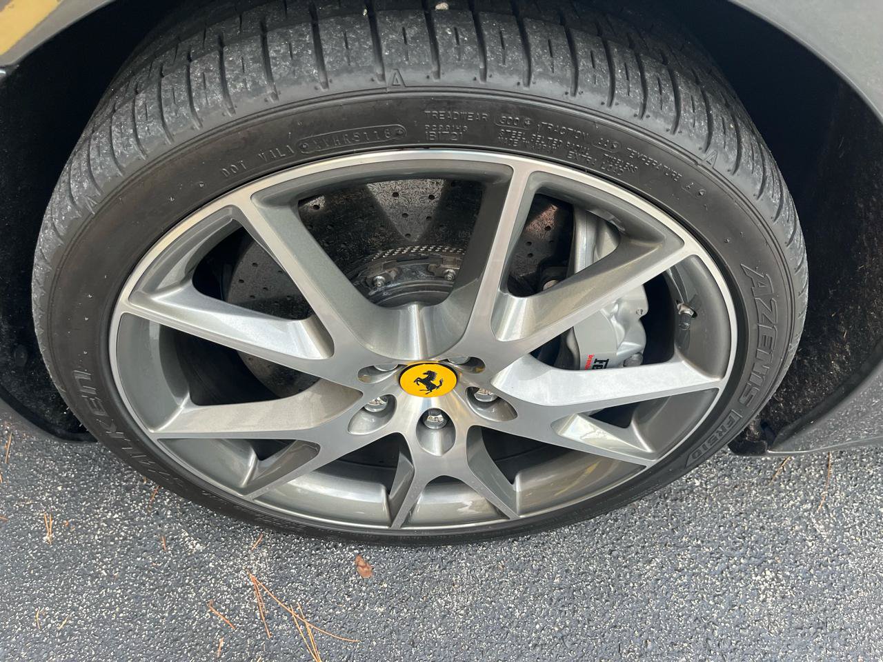 Used 2011 Ferrari California RWD image 54