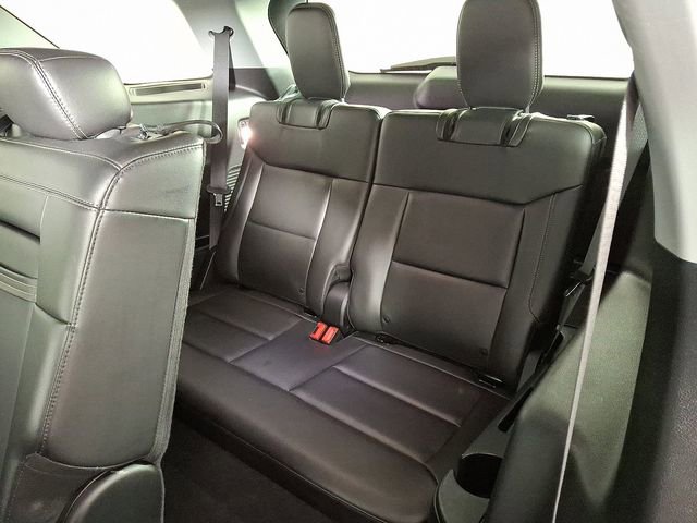 Used 2023 Ford Explorer XLT w/ Equipment Group 202A image 14
