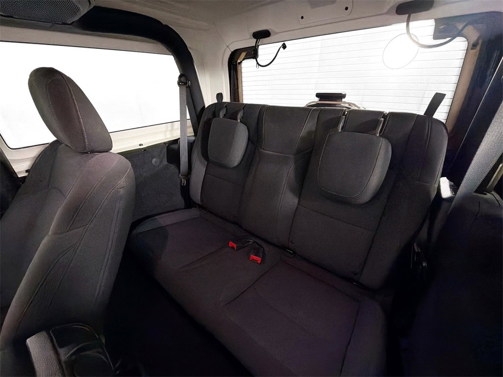 Used 2022 Jeep Wrangler Willys image 23
