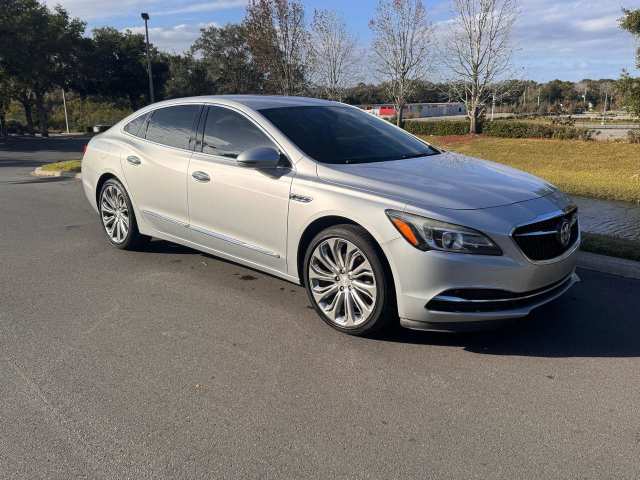 Used 2018 Buick LaCrosse Essence w/ Dynamic Drive Package image 22