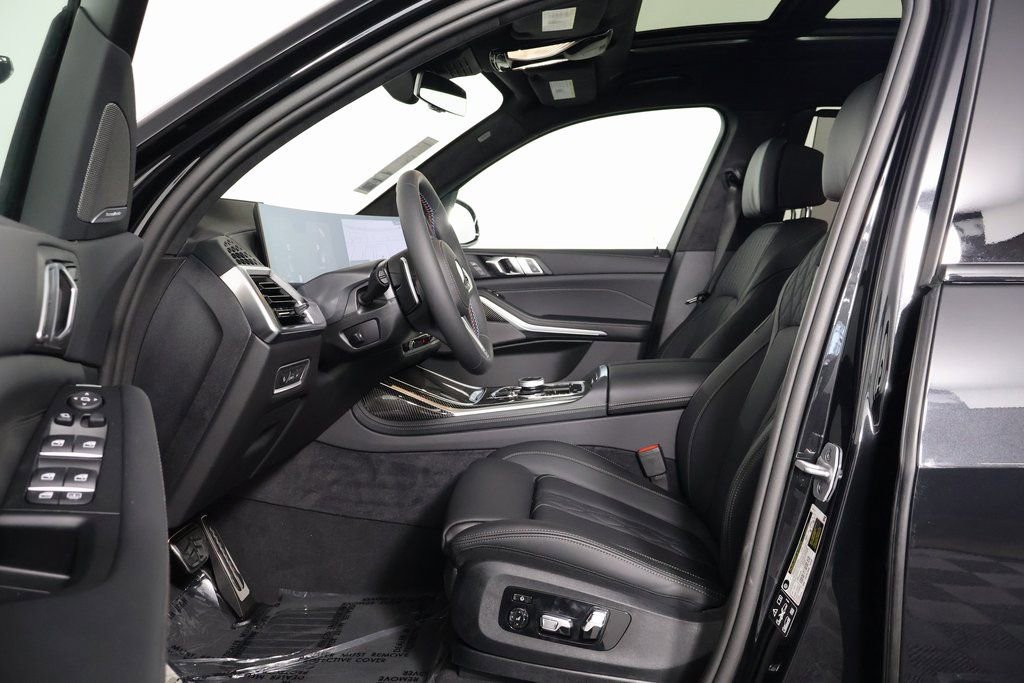 New 2026 BMW X7 M60i image 5