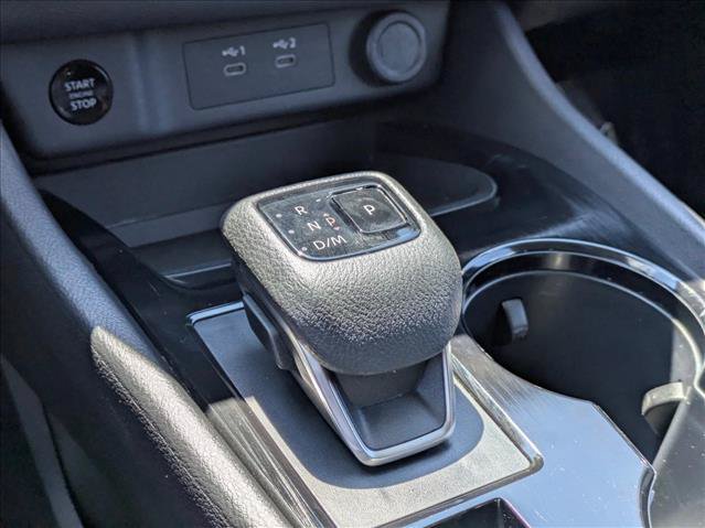 Used 2024 Nissan Rogue SV FWD image 17