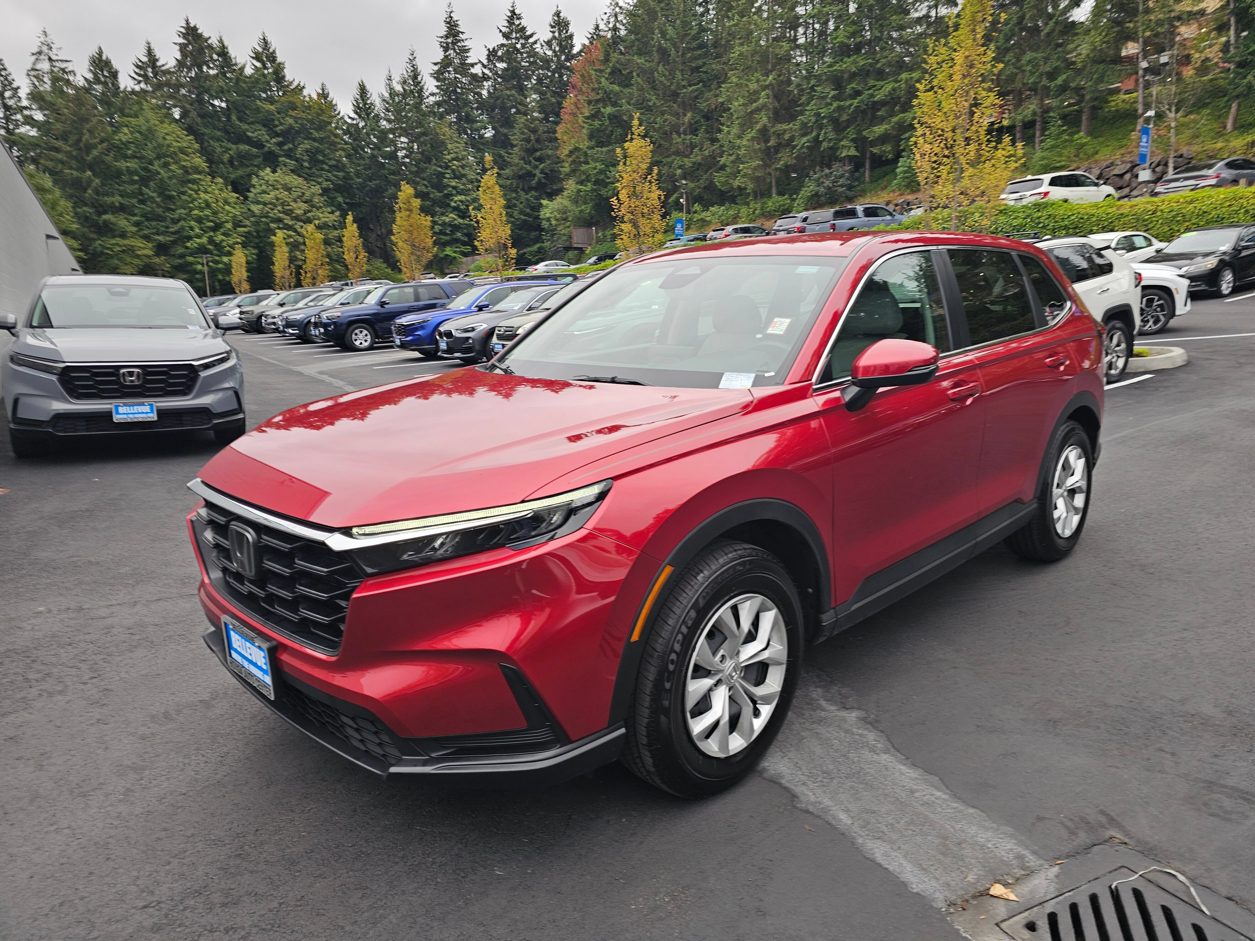 Certified 2025 Honda CR-V LX image 3