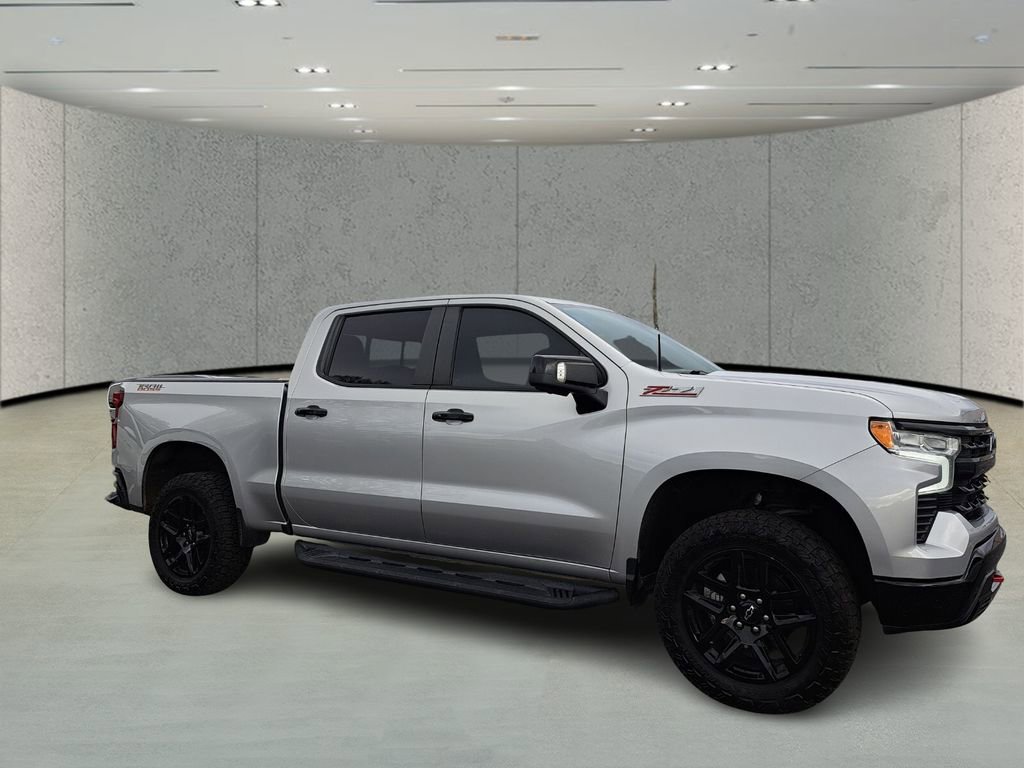 Used 2022 Chevrolet Silverado 1500 LT Trail Boss w/ LT Trail Boss Premium Package image 3