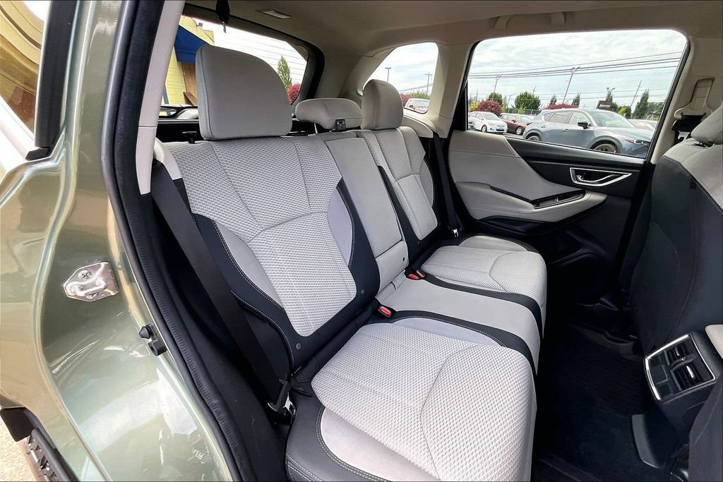 Used 2019 Subaru Forester Premium w/ All-Weather Package AWD/4WD image 20