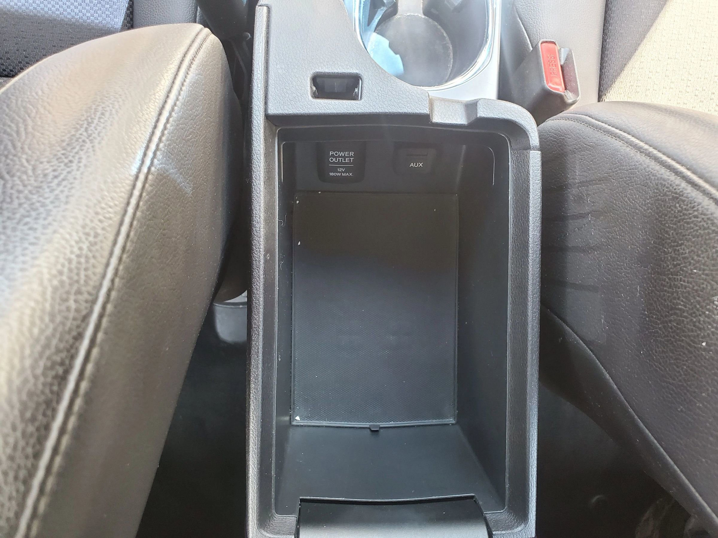 Used 2013 Acura ILX Hybrid FWD image 34