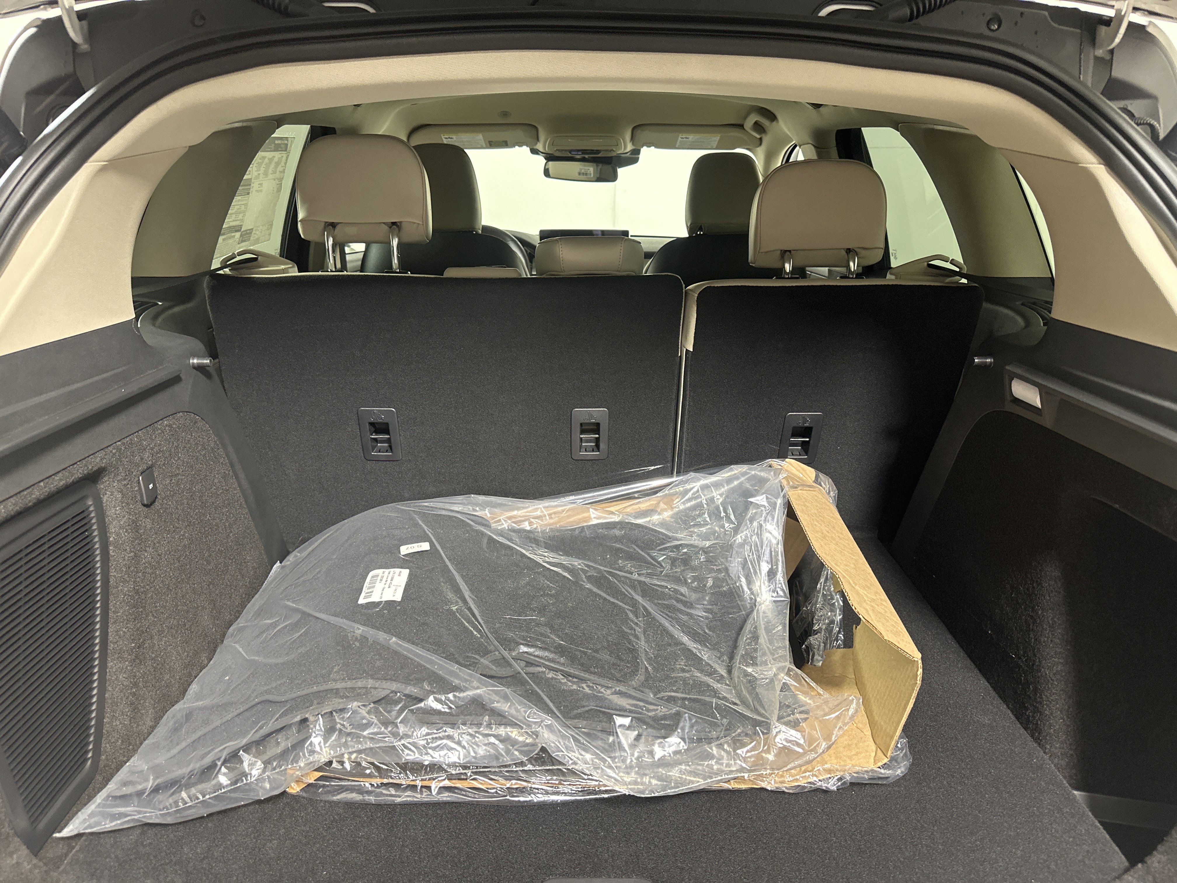 New 2025 Lincoln Corsair AWD image 22