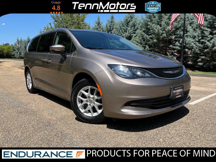 Used 2017 Chrysler Pacifica Touring FWD image 3