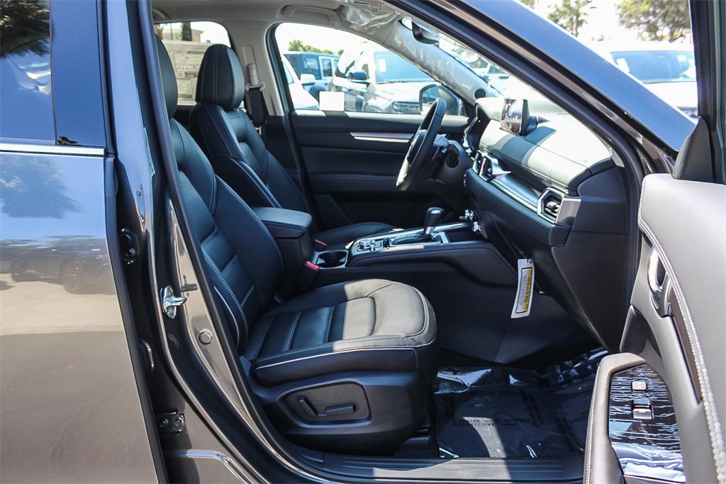 New 2025 MAZDA CX-5 AWD 2.5 S w/ Premium Plus Pkg image 16