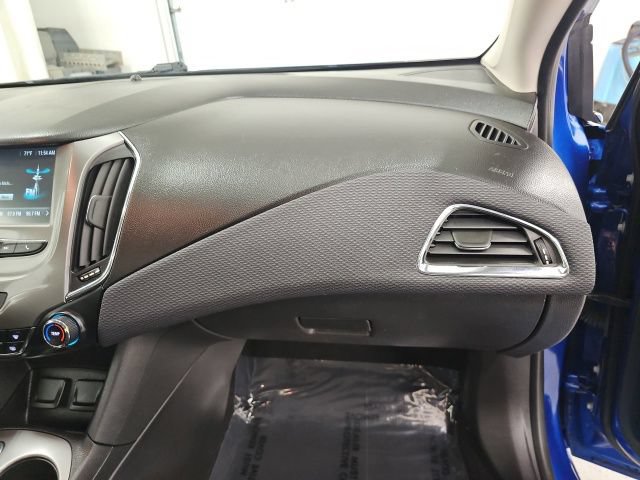 Used 2018 Chevrolet Cruze LT FWD image 36