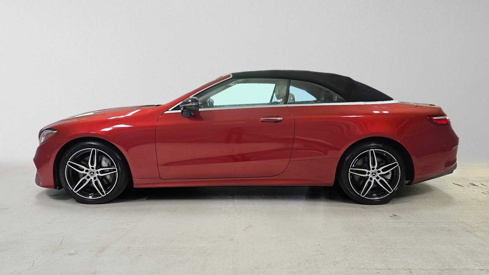 Used 2020 Mercedes-Benz E 450 4MATIC Cabriolet image 6
