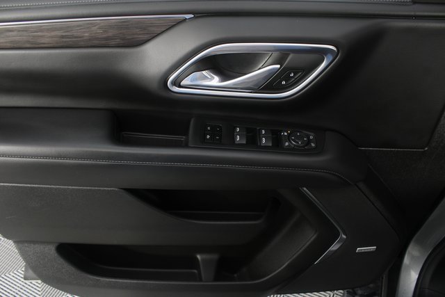 Used 2023 Chevrolet Tahoe Z71 w/ Luxury Package image 16